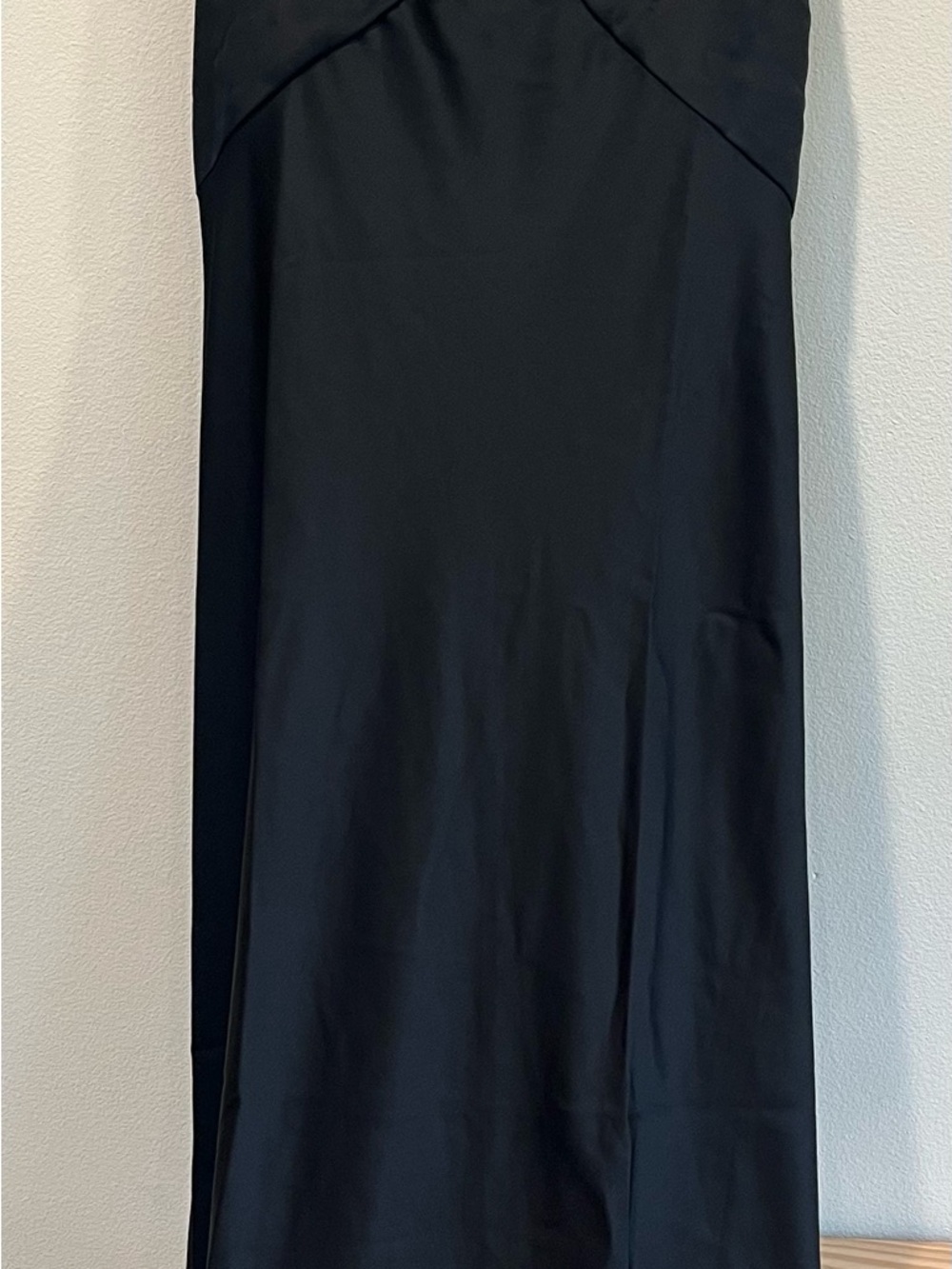 Classic Black Maxi Dress-Elegant Everyday Style